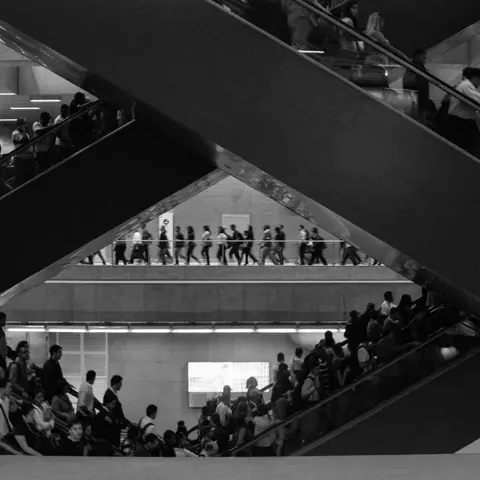 Metrô / Hora do rush