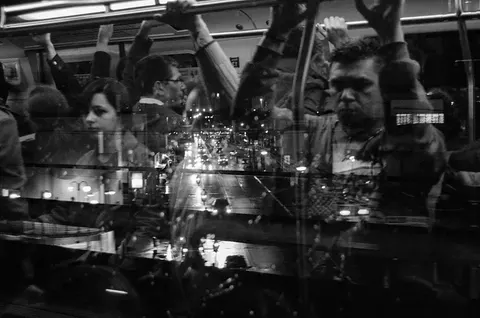 Metrô / Hora do rush